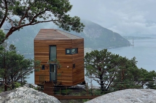 Rezervišite na vreme odmor u kućicama sa prelepim pogledom na norveški fjord