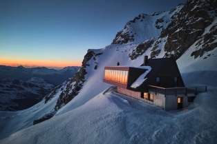 Cabane Tortin: Alpska oaza luksuza za avanturiste sa stilom